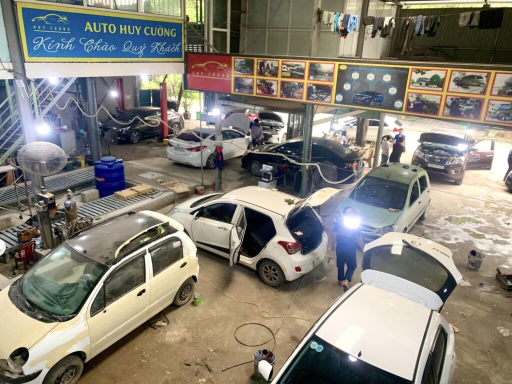 Gara oto Huy Cường Khắc Phục Hư Hỏng Hệ Thống Điều Hòa Xe Hơi