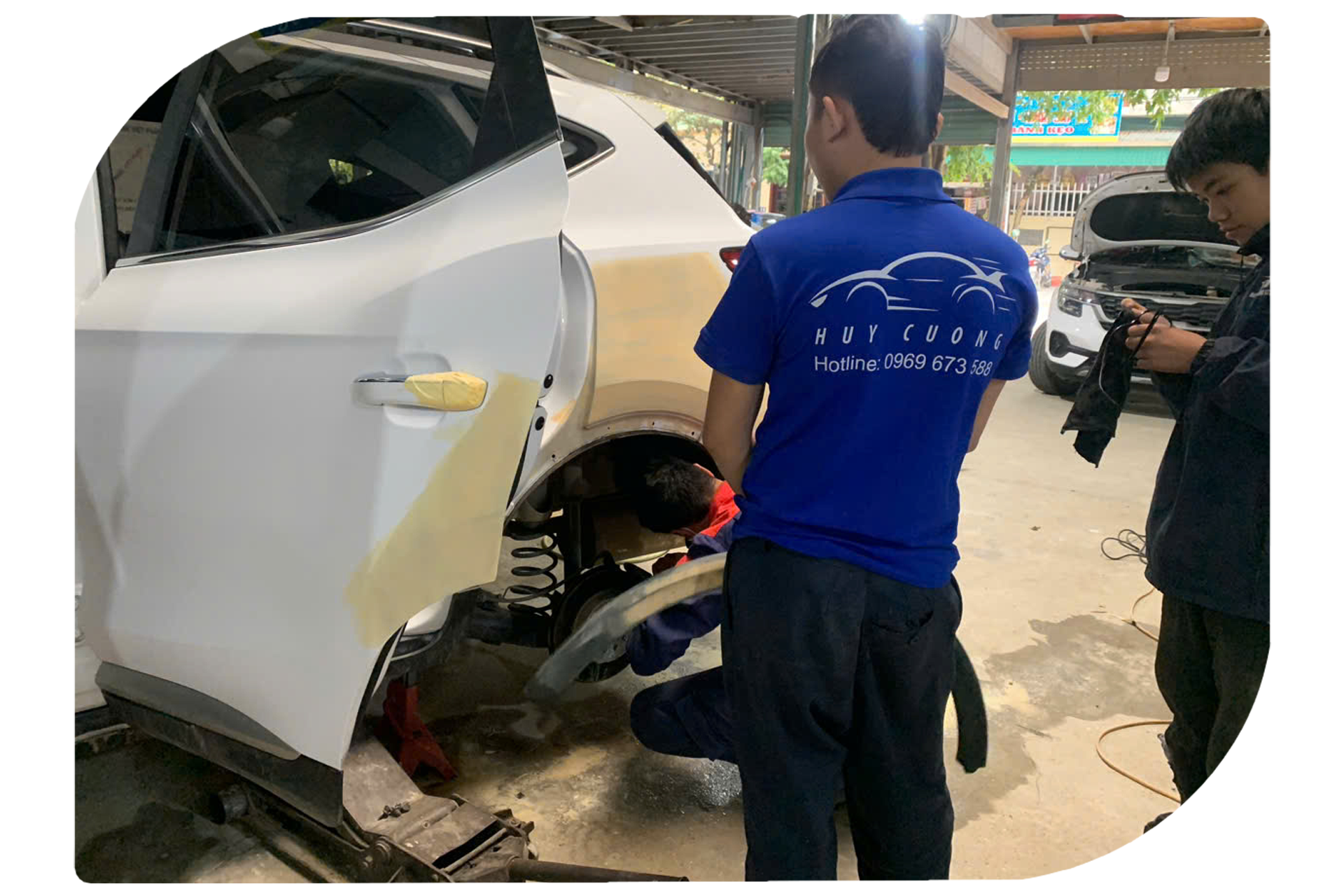 Dịch Vụ Sơn xE Ô TÔ tại Thanh Hóa - Sơn xe ô tô đẹp uy tín nhanh chóng tại thanh hóa